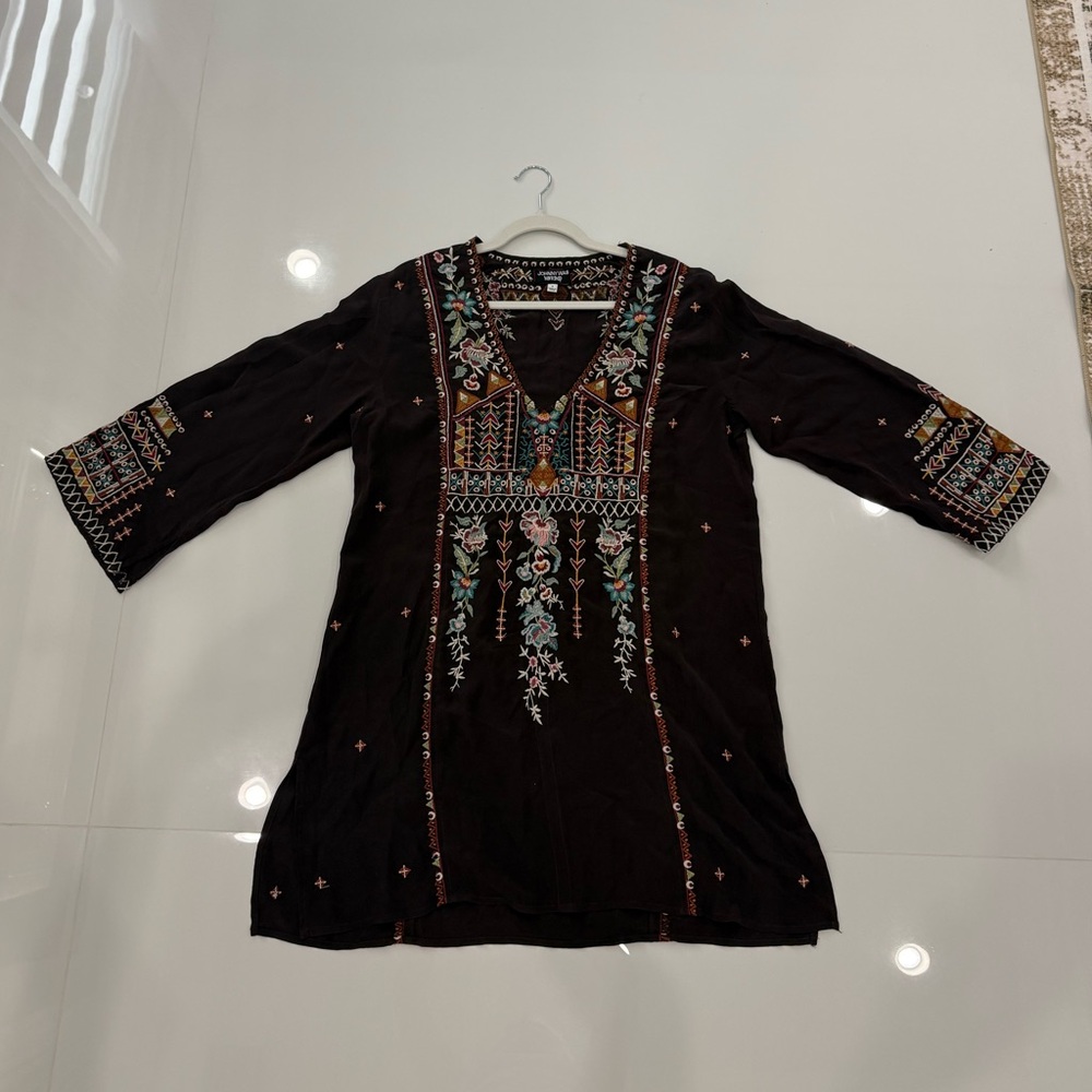 Johnny Was Black Embroidered V-Neck Tunic Dress
